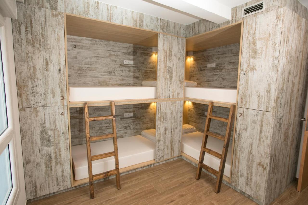 Thostel Santiago de Compostela Ngoại thất bức ảnh