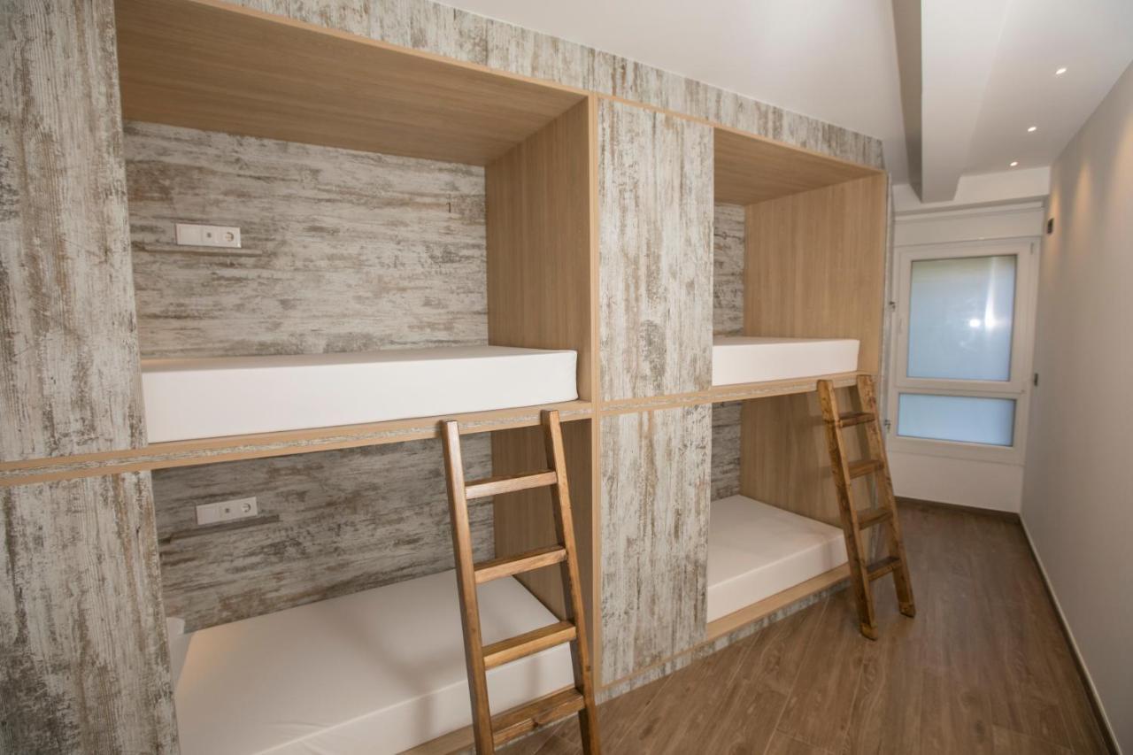 Thostel Santiago de Compostela Ngoại thất bức ảnh